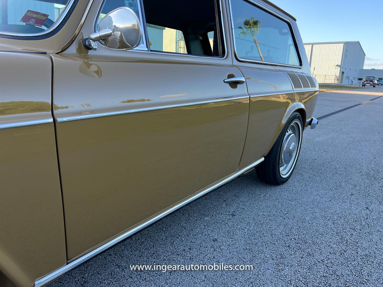 Volkswagen-VW-Variant-squareback-Coupe-1976-Brown-Black-130684-26