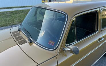 Volkswagen-VW-Variant-squareback-Coupe-1976-Brown-Black-130684-28