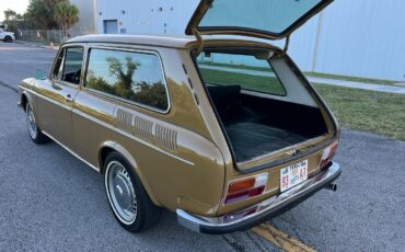 Volkswagen-VW-Variant-squareback-Coupe-1976-Brown-Black-130684-3