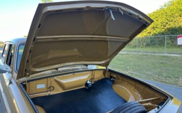 Volkswagen-VW-Variant-squareback-Coupe-1976-Brown-Black-130684-6