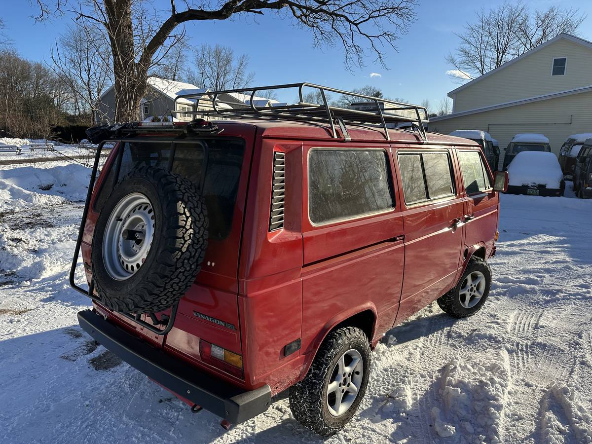 Volkswagen-Vanagon-bus-1988-red-233354-2