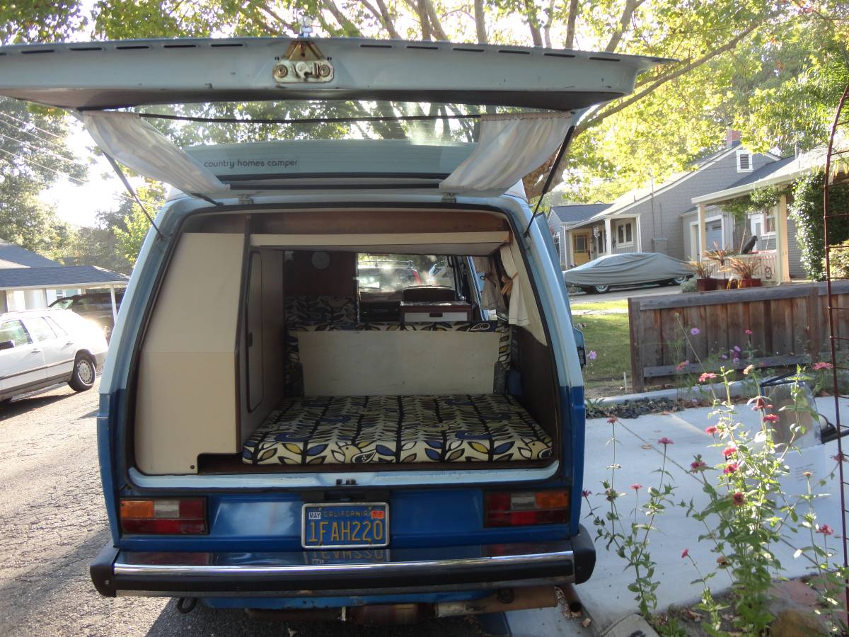 Volkswagen-Vanagon-camper-1982-blue-80467-12