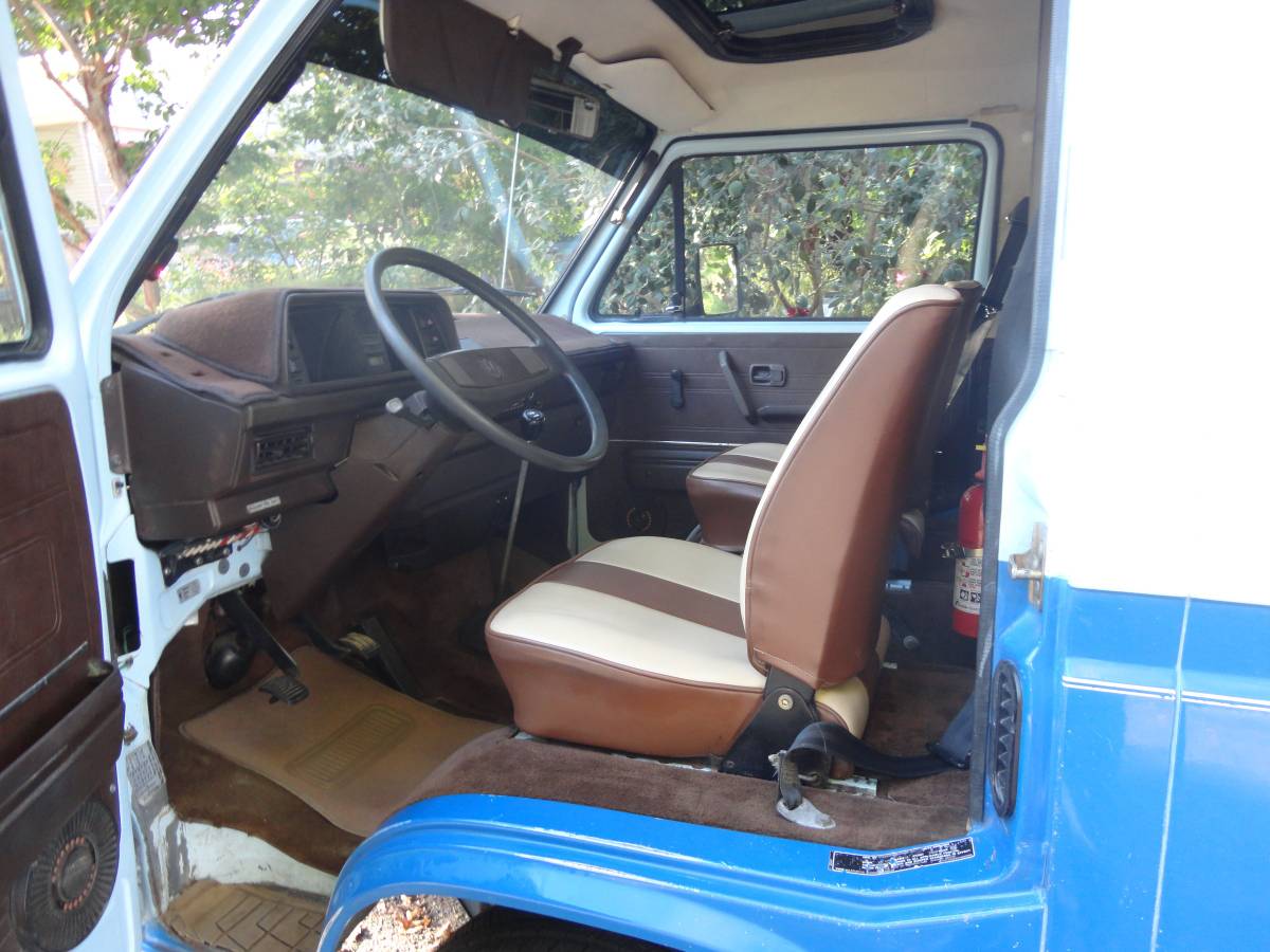 Volkswagen-Vanagon-camper-1982-blue-80467-3