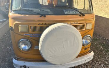 Volkswagen-Vanagon-westfalia-1976-yellow-155742-17