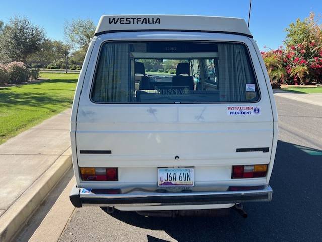 Volkswagen-Vanagon-westfalia-1982-white-112702-3