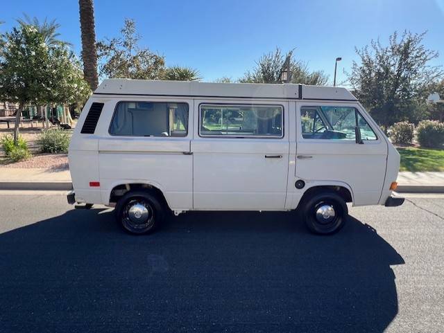 Volkswagen-Vanagon-westfalia-1982-white-112702-5