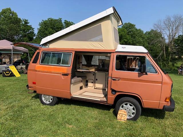 Volkswagen-Vanagon-westfalia-1984-orange-177027-10