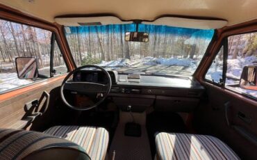 Volkswagen-Vanagon-westfalia-1984-orange-177027-13