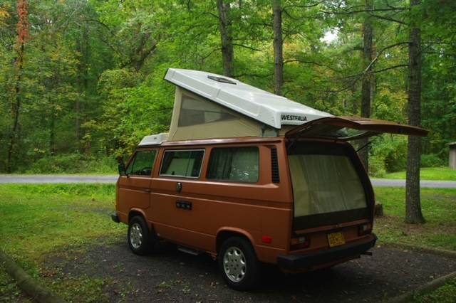 Volkswagen-Vanagon-westfalia-1984-orange-177027-3