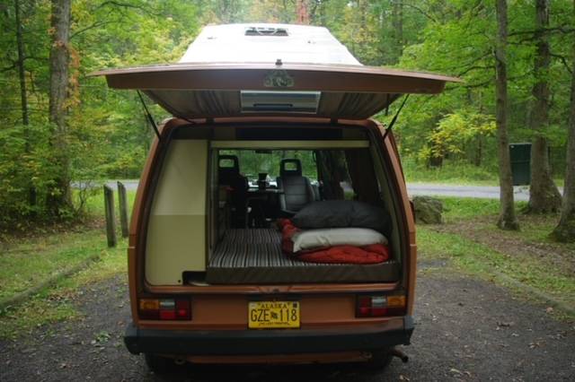 Volkswagen-Vanagon-westfalia-1984-orange-177027-6