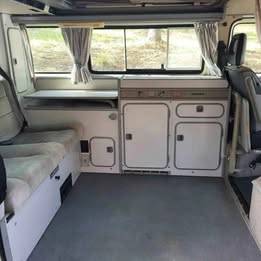 Volkswagen-Vanagon-westfalia-1989-white-254276-7