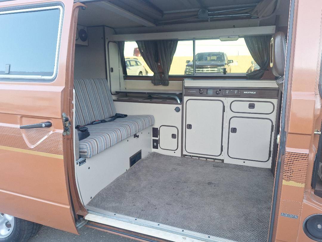 Volkswagen-Vanagon-westfalia-factory-camper-1983-305775-16