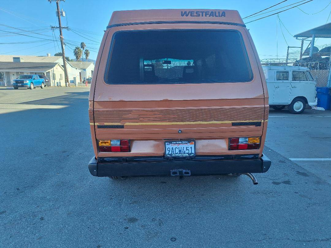 Volkswagen-Vanagon-westfalia-factory-camper-1983-305775-4