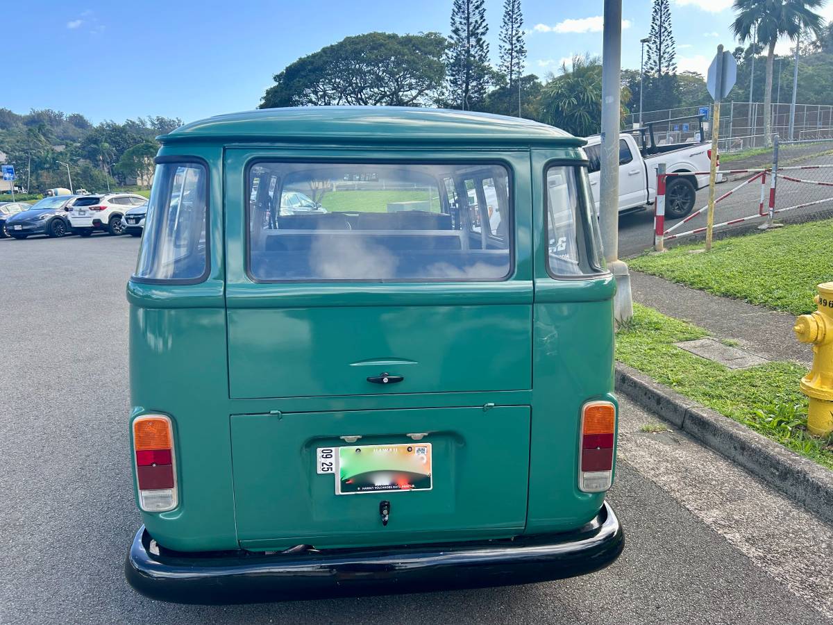 Volkswagen-Vw-brazillian-kombi-1994-green-1127-3