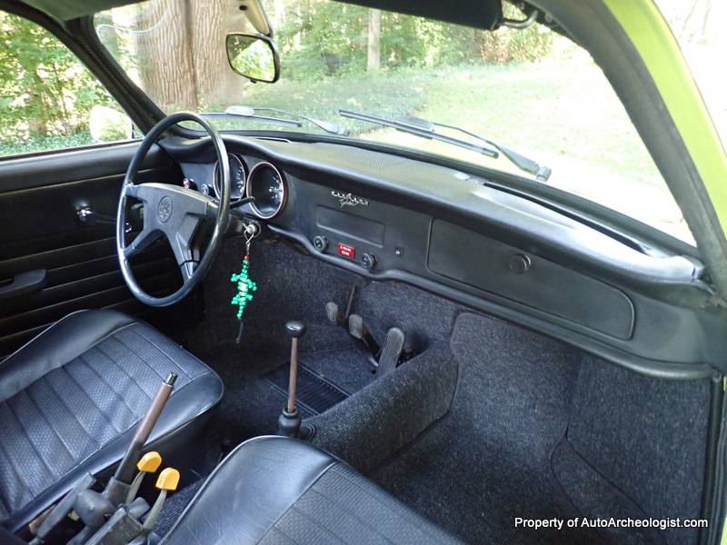 Volkswagen-Vw-karmann-ghia-1974-green-111044-15