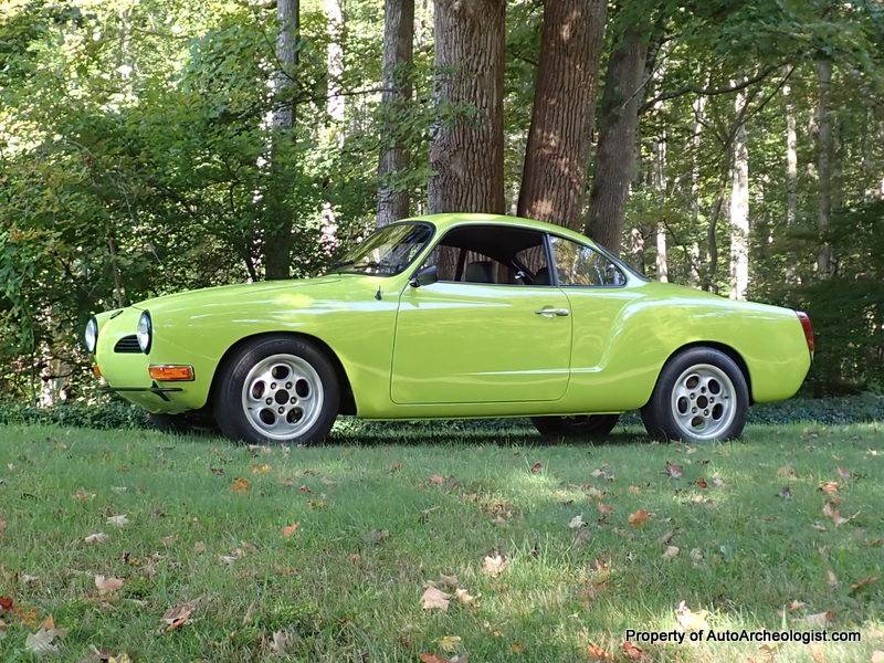 Volkswagen-Vw-karmann-ghia-1974-green-111044-2