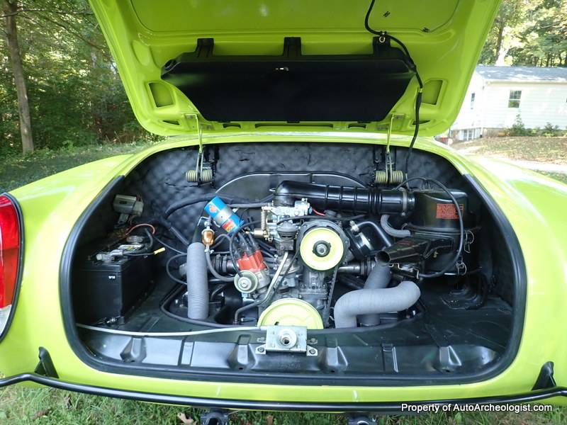 Volkswagen-Vw-karmann-ghia-1974-green-111044-20