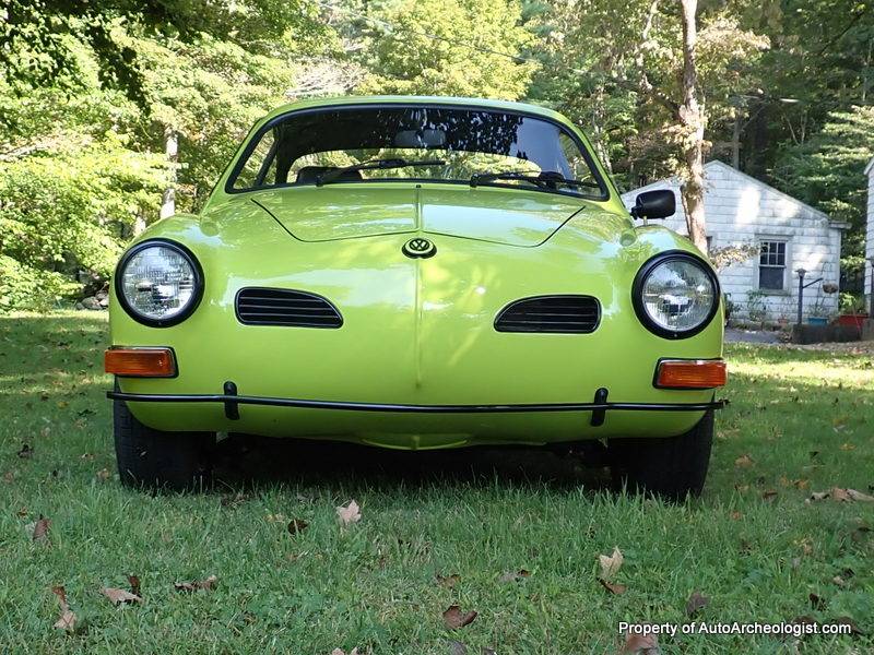 Volkswagen-Vw-karmann-ghia-1974-green-111044-3