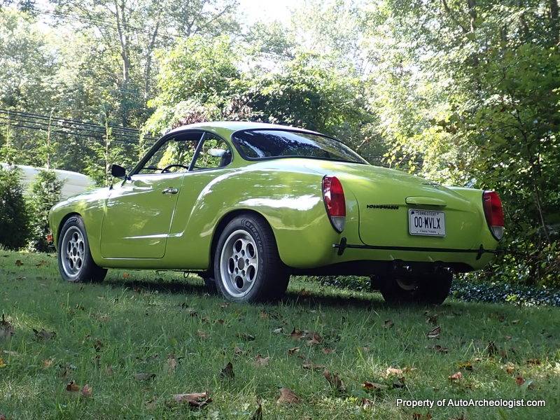 Volkswagen-Vw-karmann-ghia-1974-green-111044-4