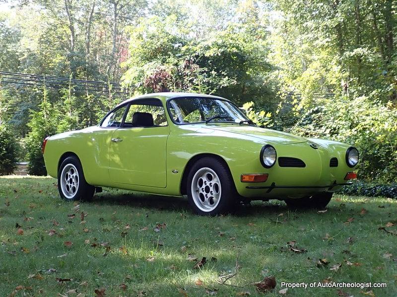 Volkswagen-Vw-karmann-ghia-1974-green-111044-7