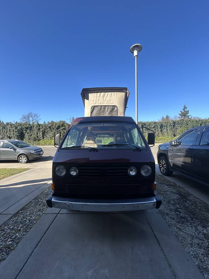 Volkswagen-Westfalia-1985-custom-354055-4