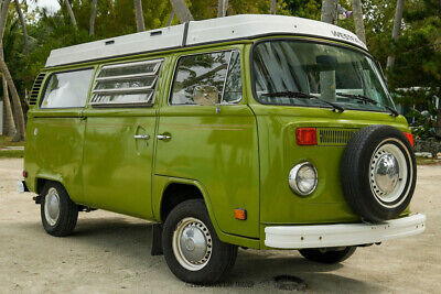 Volkswagen-Westfalia-Van-1978-Green-Green-93049-11