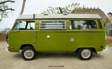 Volkswagen-Westfalia-Van-1978-Green-Green-93049-2