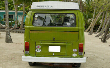 Volkswagen-Westfalia-Van-1978-Green-Green-93049-6