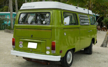 Volkswagen-Westfalia-Van-1978-Green-Green-93049-7