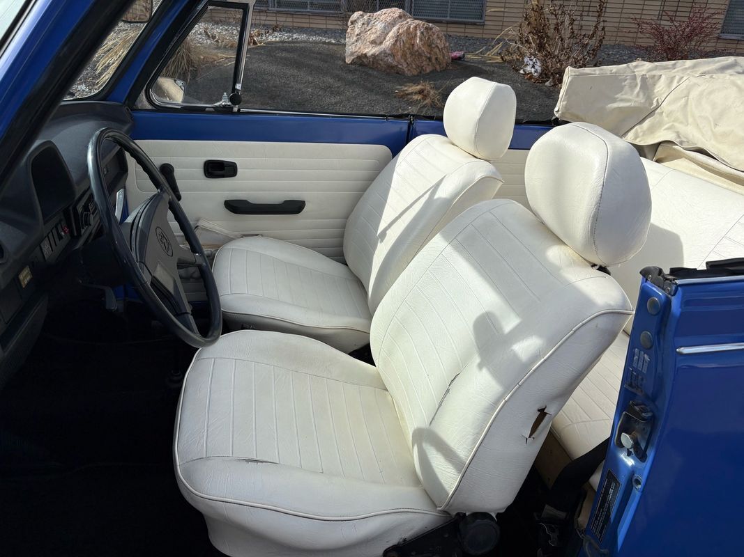 Volkswagen-beatle-1978-Blue-White-15401-7