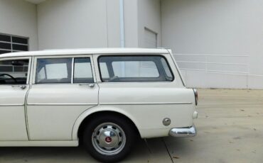 Volvo-122S-Berline-1967-White-Brown-97605-7