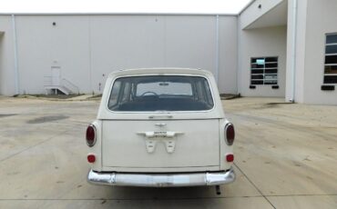 Volvo-122S-Berline-1967-White-Brown-97605-9