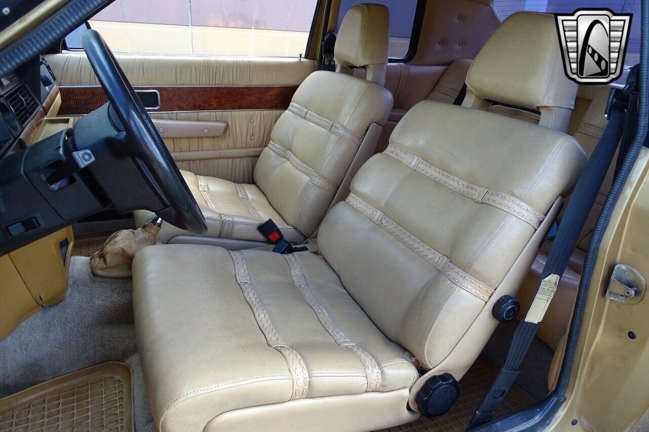 Volvo-262-1979-Gold-Tan-180514-11