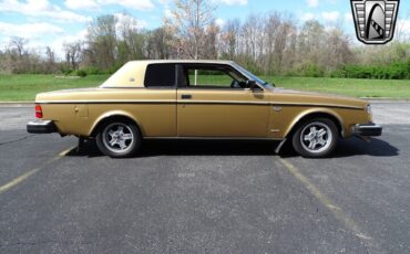 Volvo-262-1979-Gold-Tan-180514-3