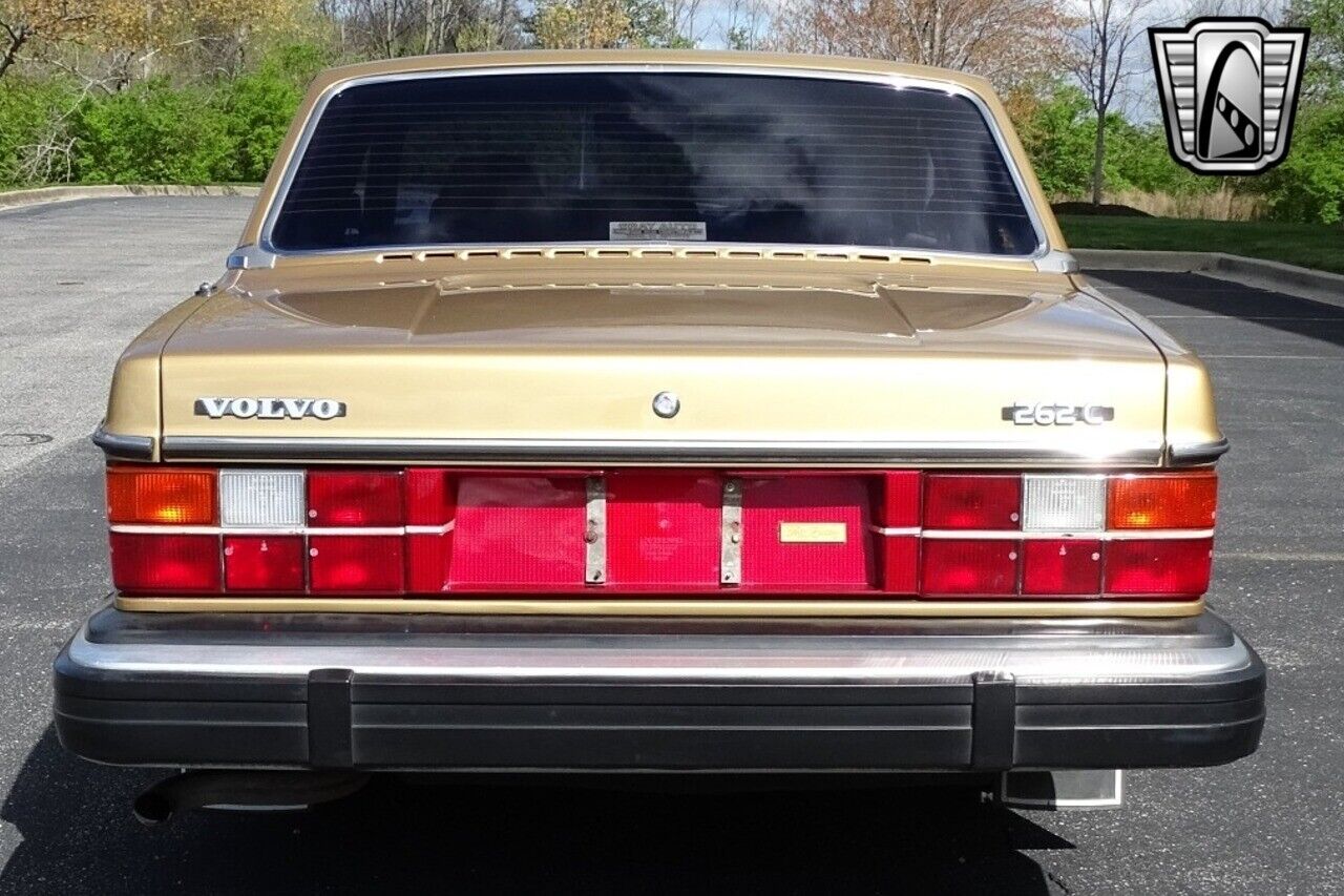 Volvo-262-1979-Gold-Tan-180514-6