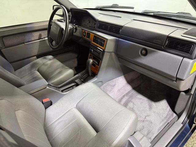 Volvo-940-Berline-1994-157787-13