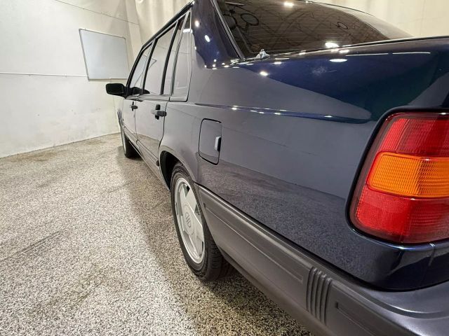 Volvo-940-Berline-1994-157787-24