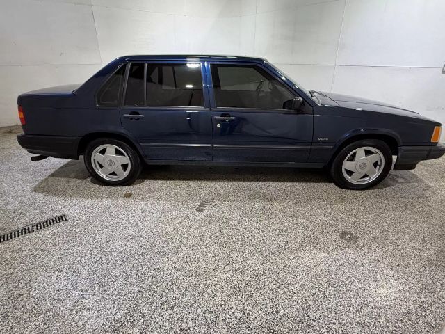 Volvo-940-Berline-1994-157787-4