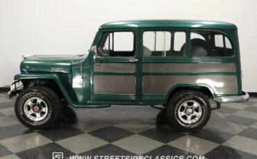 Willys-Jeep-Wagon-1958-Green-Gray-34-2