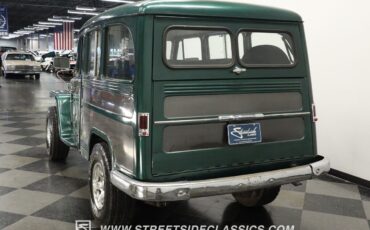 Willys-Jeep-Wagon-1958-Green-Gray-34-7