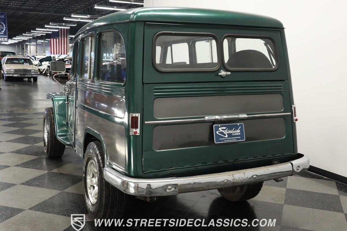 Willys-Jeep-Wagon-1958-Green-Gray-34-7