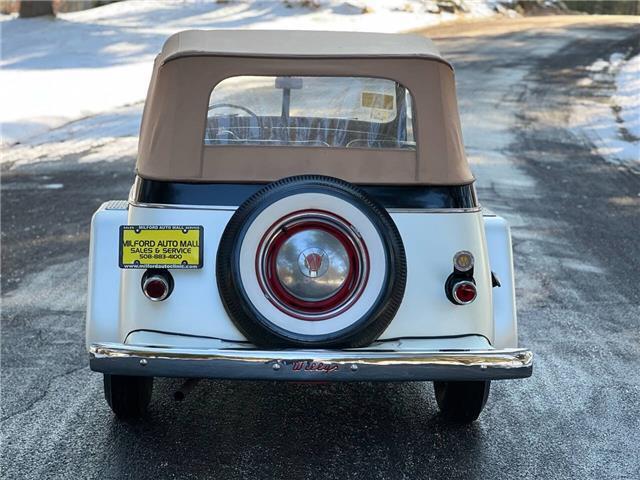 Willys-Jeepster-1950-Other-Gray-134285-8