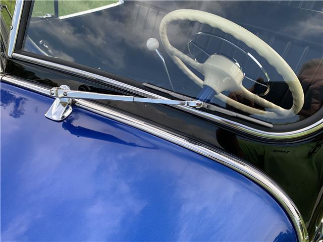 Willys-Jeepster-Cabriolet-1949-Blue-Black-18-29