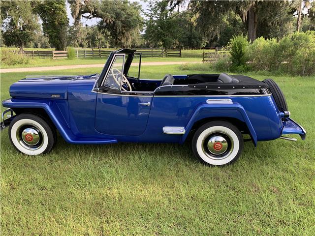 Willys-Jeepster-Cabriolet-1949-Blue-Black-18-30