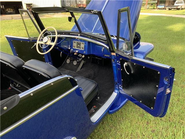 Willys-Jeepster-Cabriolet-1949-Blue-Black-18-37