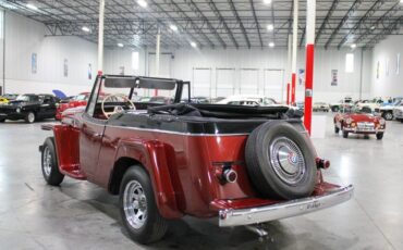 Willys-Jeepster-Cabriolet-1952-Red-Black-116500-2