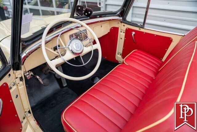 Willys-Jeepster-SUV-1949-Yellow-Red-6886-14