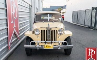 Willys-Jeepster-SUV-1949-Yellow-Red-6886-37