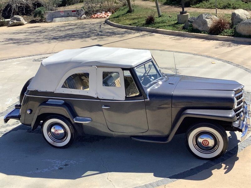 Willys-Jeepster-SUV-1950-Gray-Green-22339-16