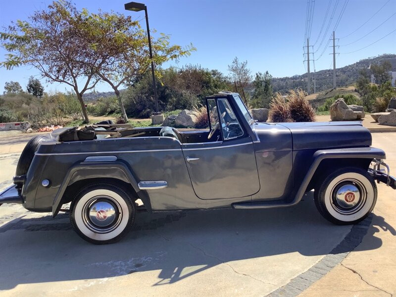 Willys-Jeepster-SUV-1950-Gray-Green-22339-4